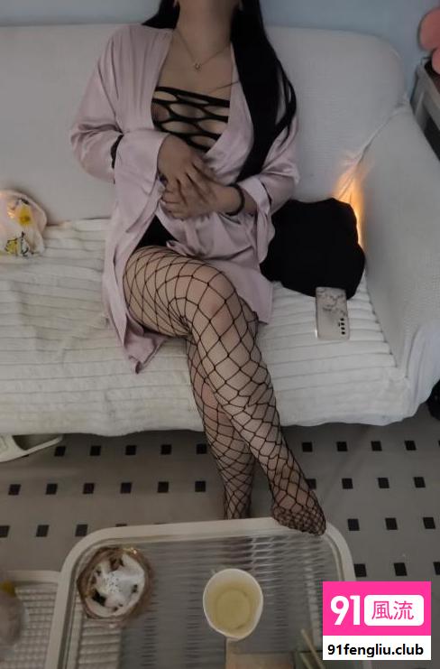 南开奥城骚气女人